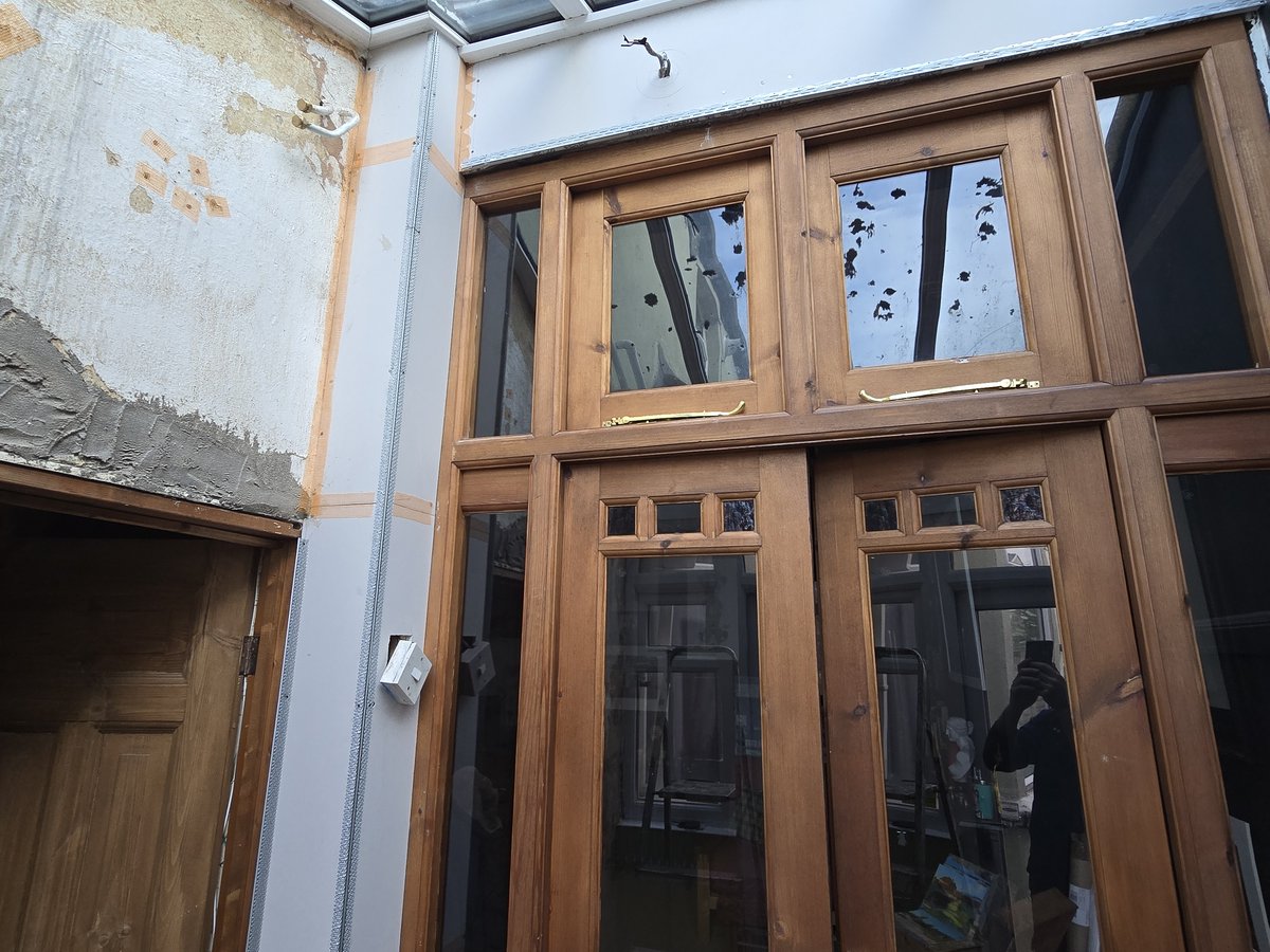 Sun room before restoration